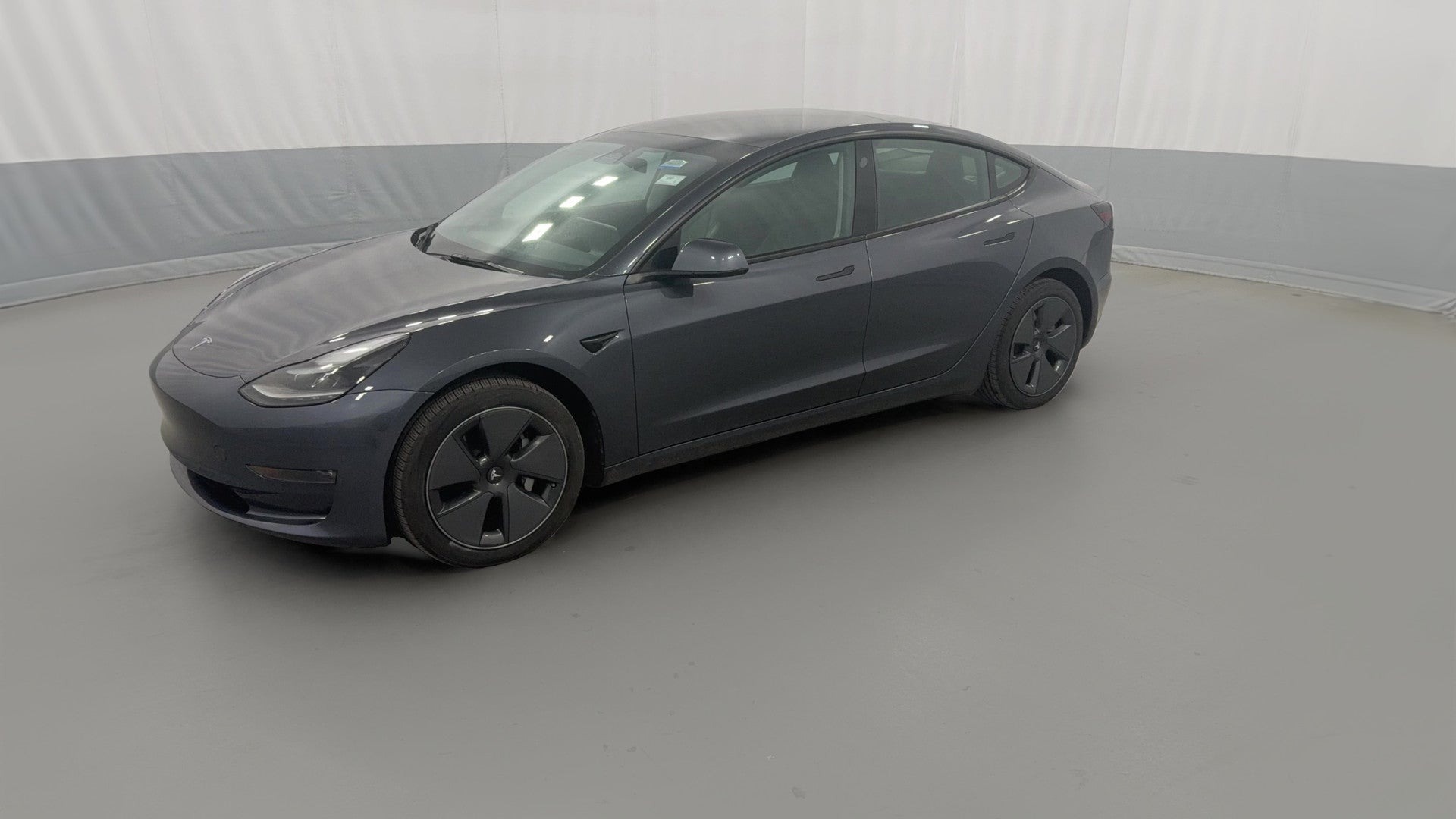 2022 Tesla Model 3 vehicle photo