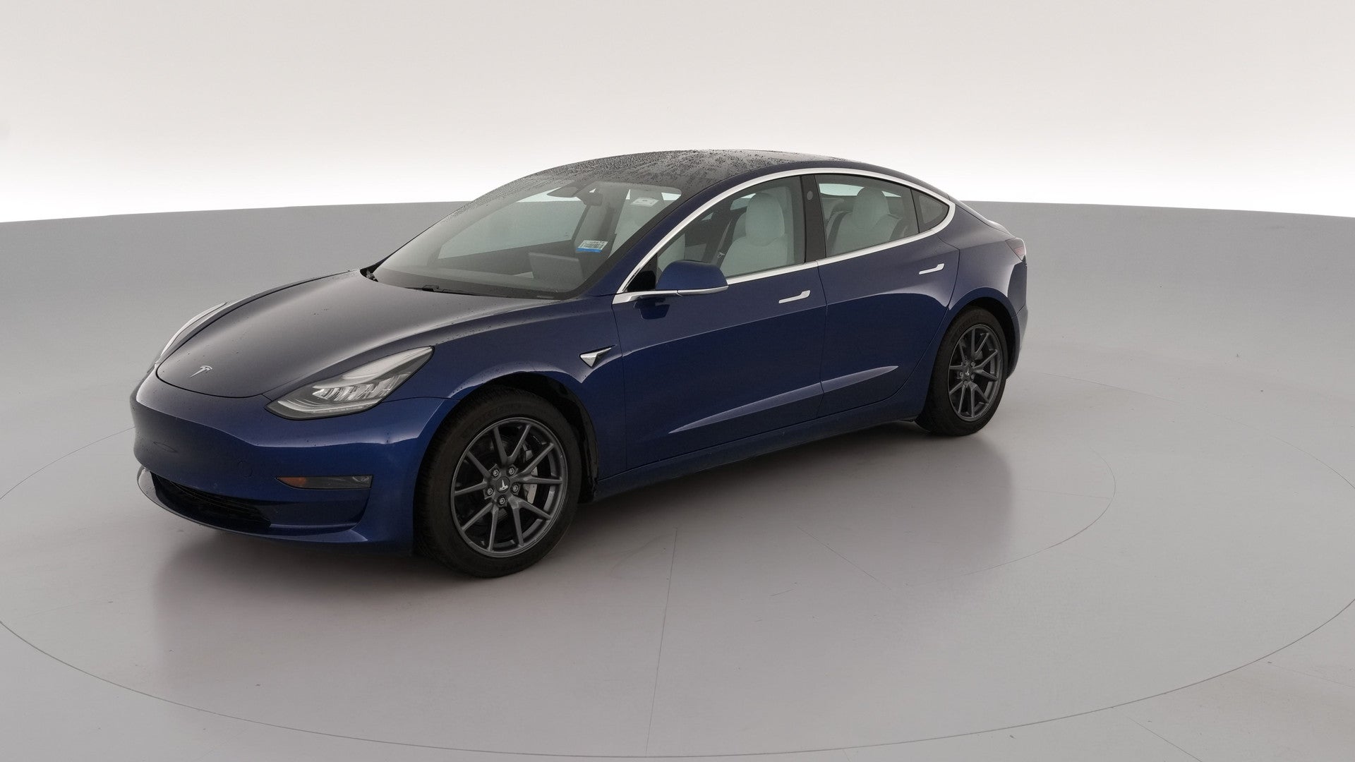 2019 Tesla Model 3 vehicle photo