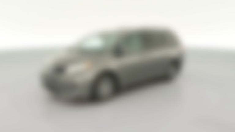 2019 Toyota Sienna vehicle photo