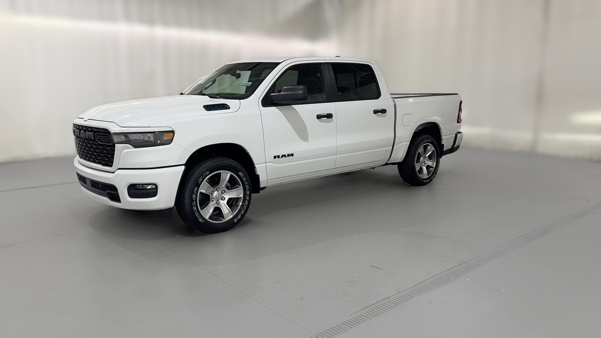 2026 Ram 1500 Crew Cab vehicle photo