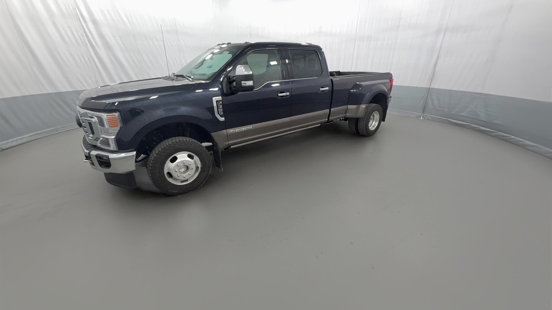 2021 Ford F350 Super Duty Crew Cab vehicle photo