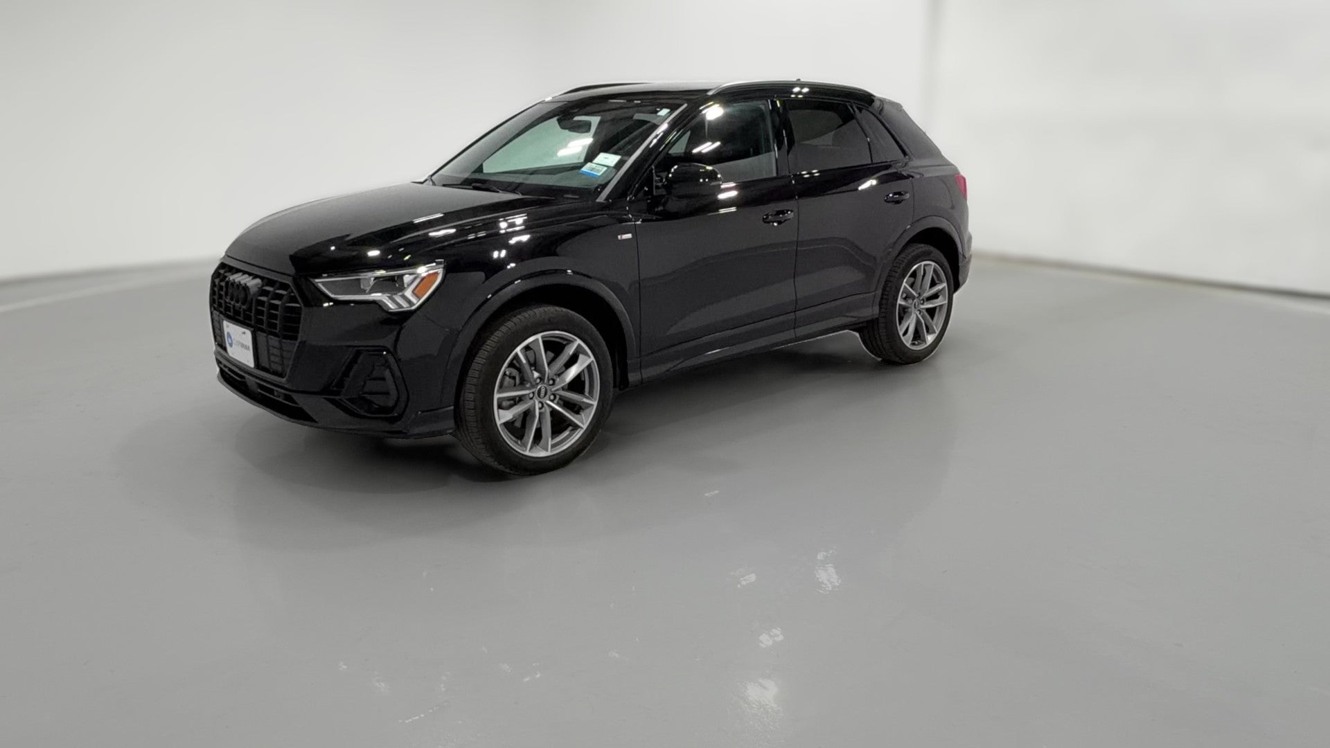 2024 Audi Q3 vehicle photo