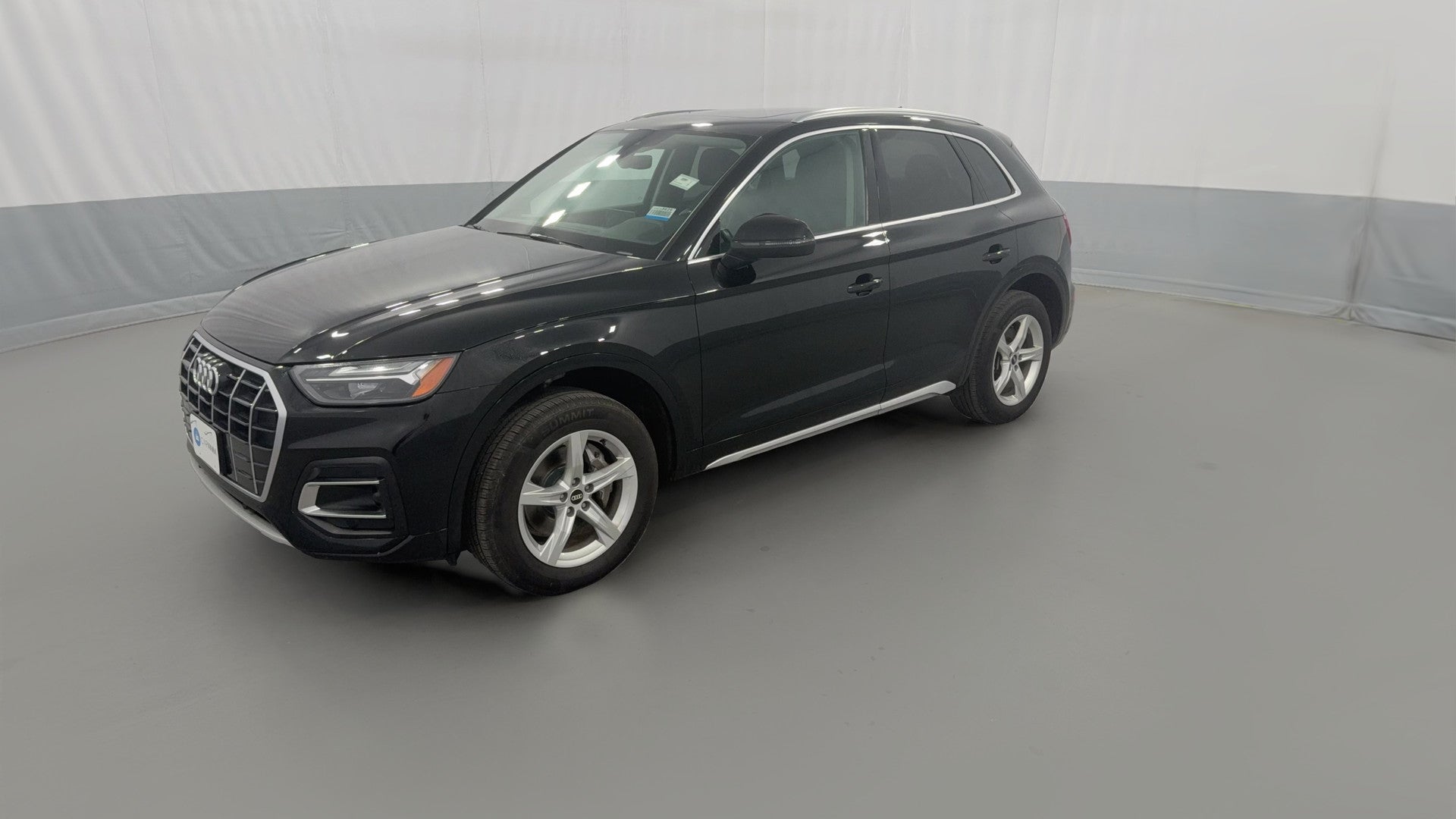 2021 Audi Q5 vehicle photo