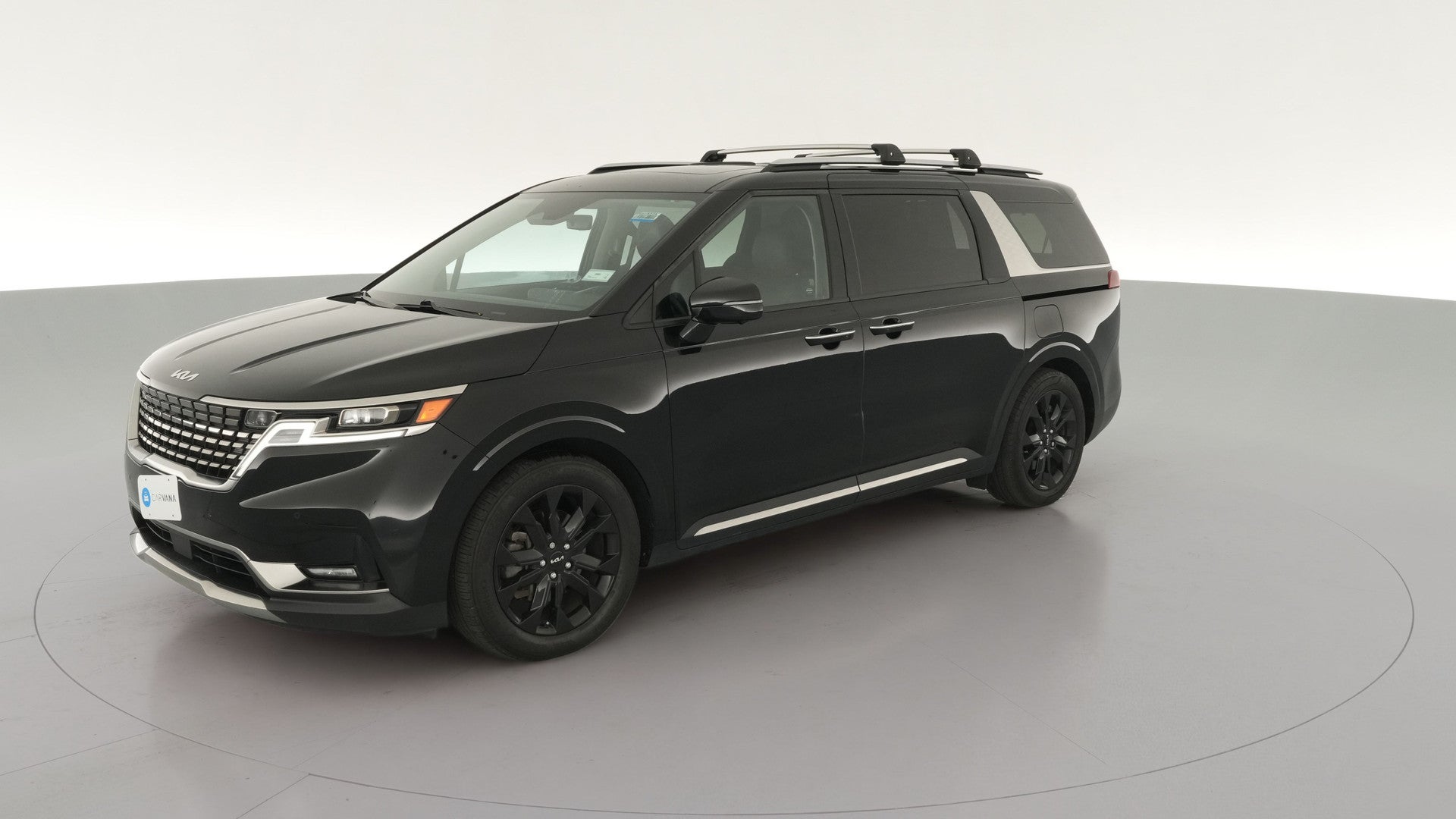 2024 Kia Carnival vehicle photo