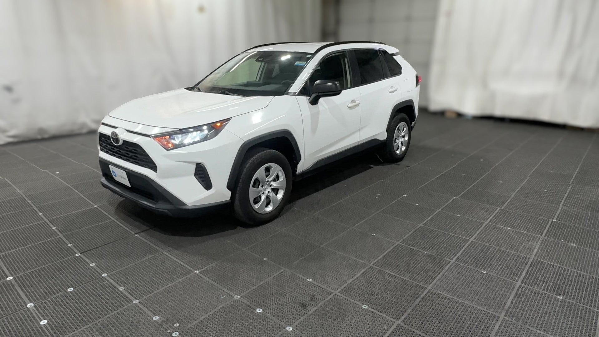 2019 Toyota RAV4 vehicle photo
