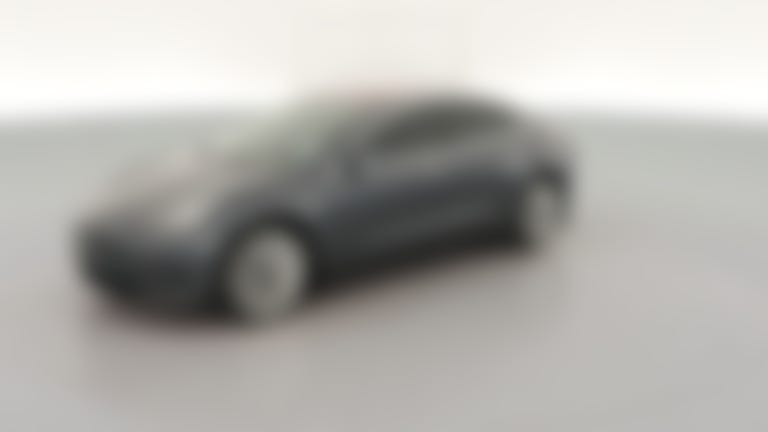 2018 Tesla Model 3 vehicle photo