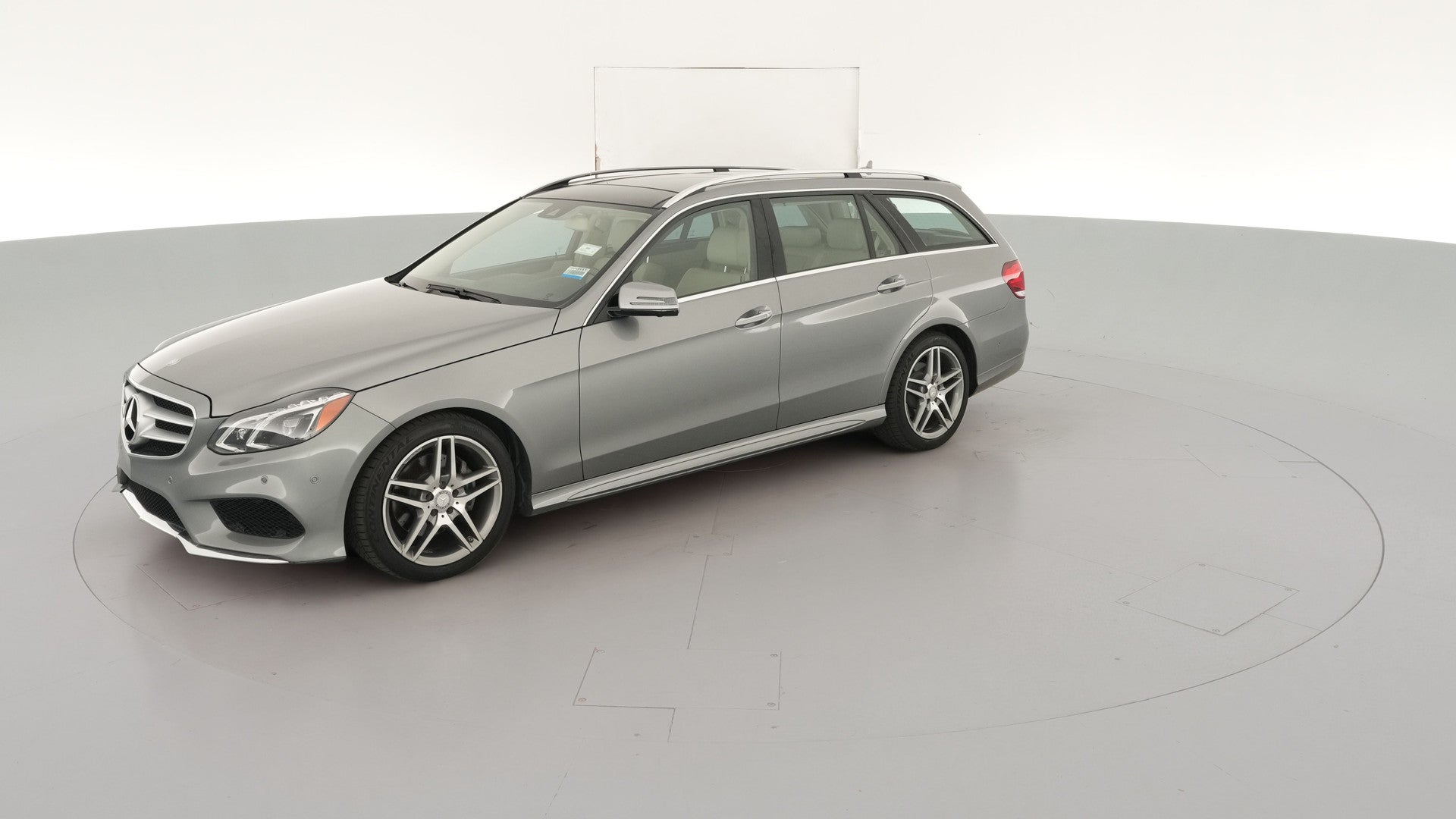 2015 Mercedes-Benz E-Class vehicle photo
