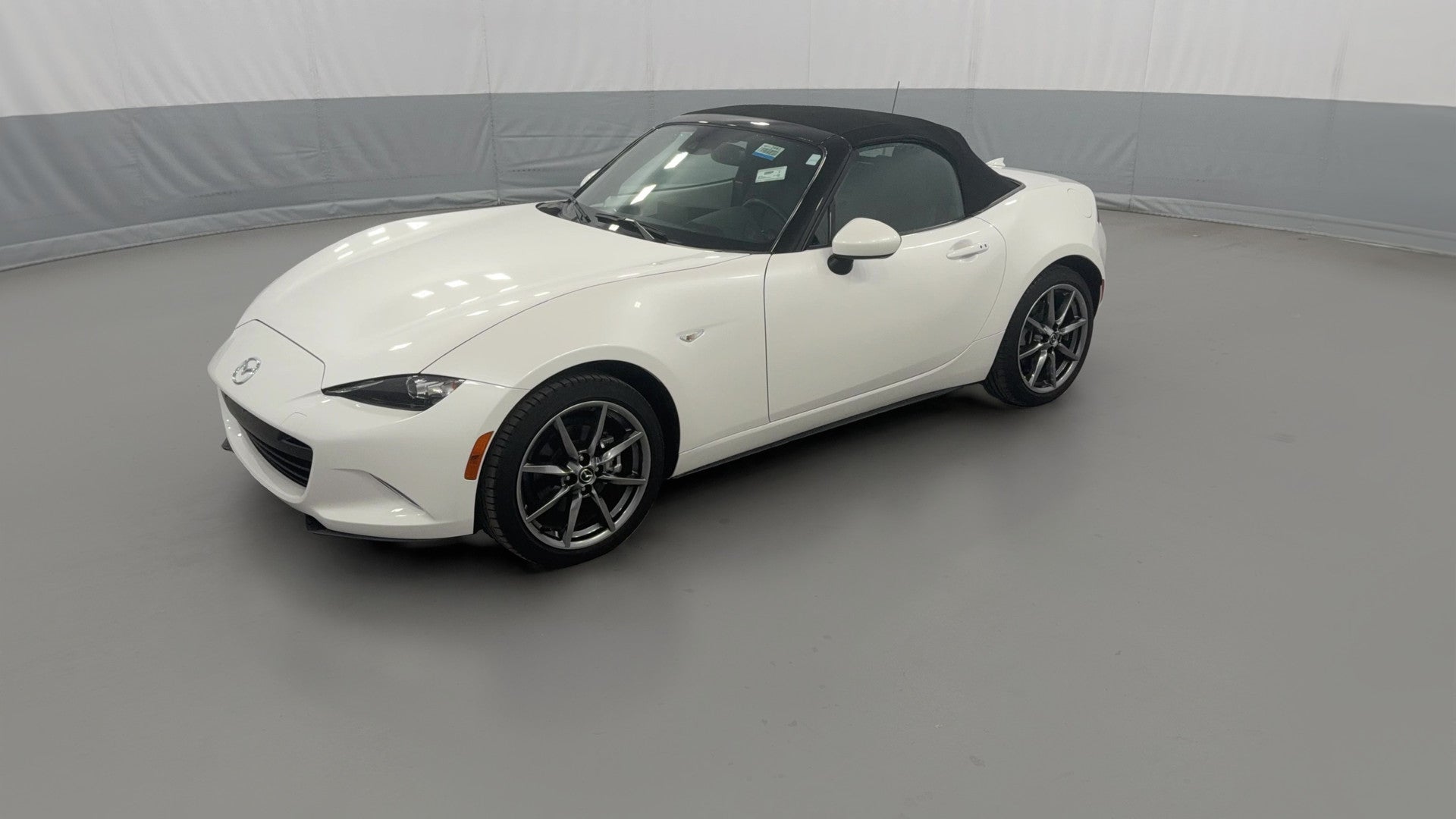 2023 MAZDA MX-5 Miata vehicle photo