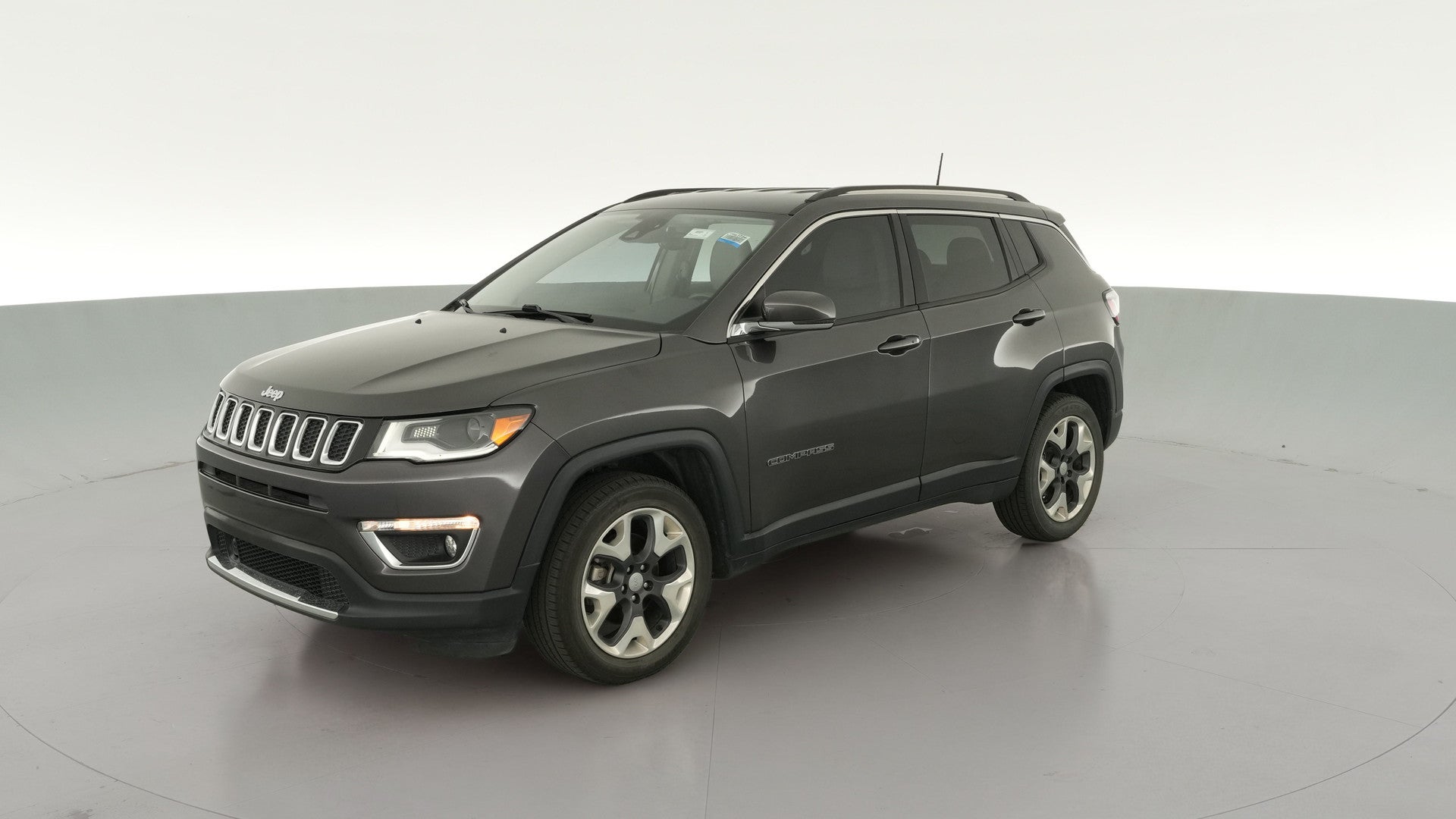 2018 Jeep Compass vehicle photo