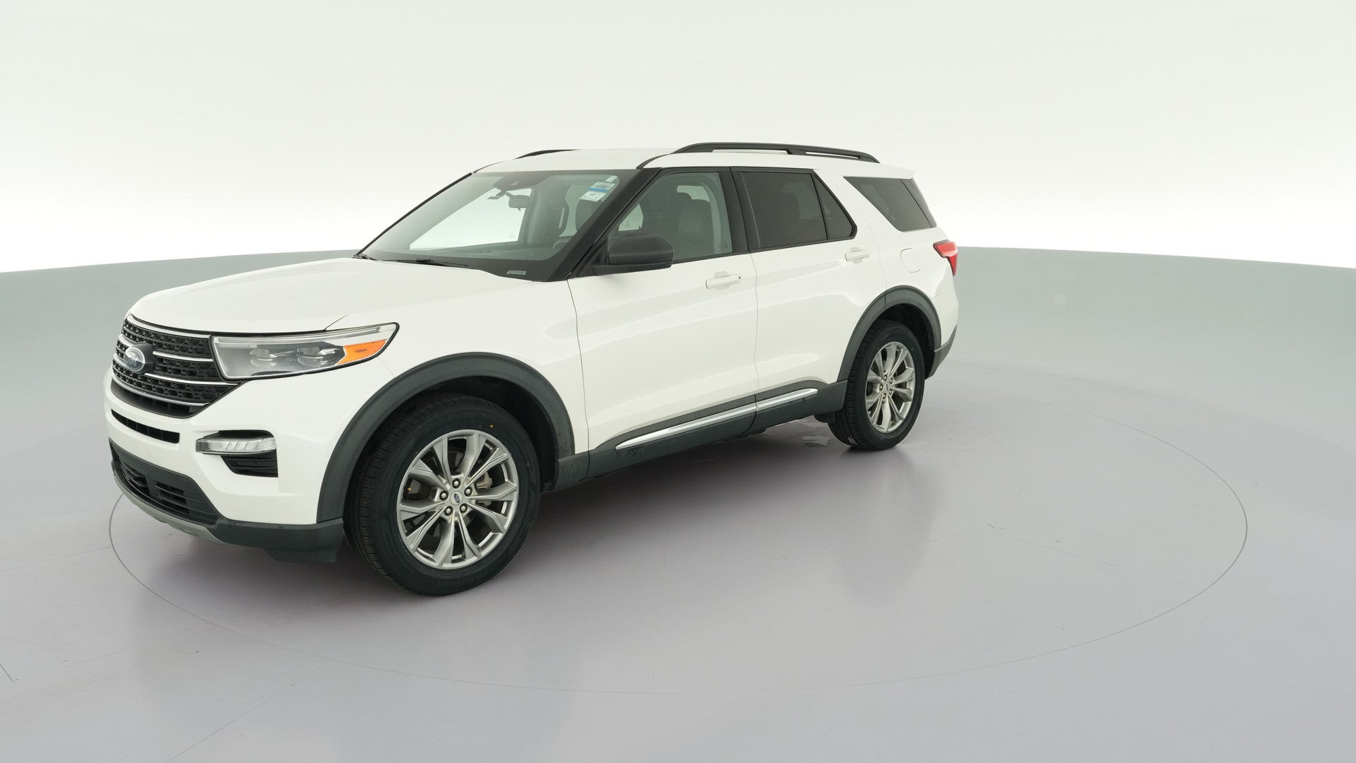 2022 Ford Explorer vehicle photo