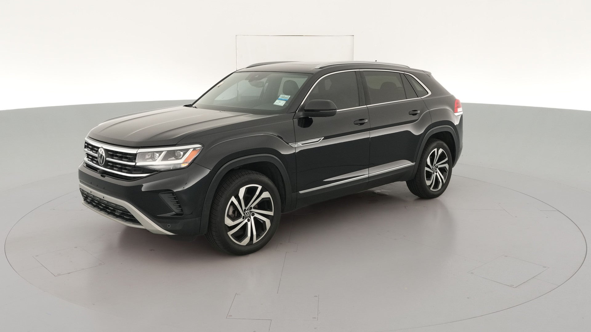 2020 Volkswagen Atlas Cross Sport vehicle photo