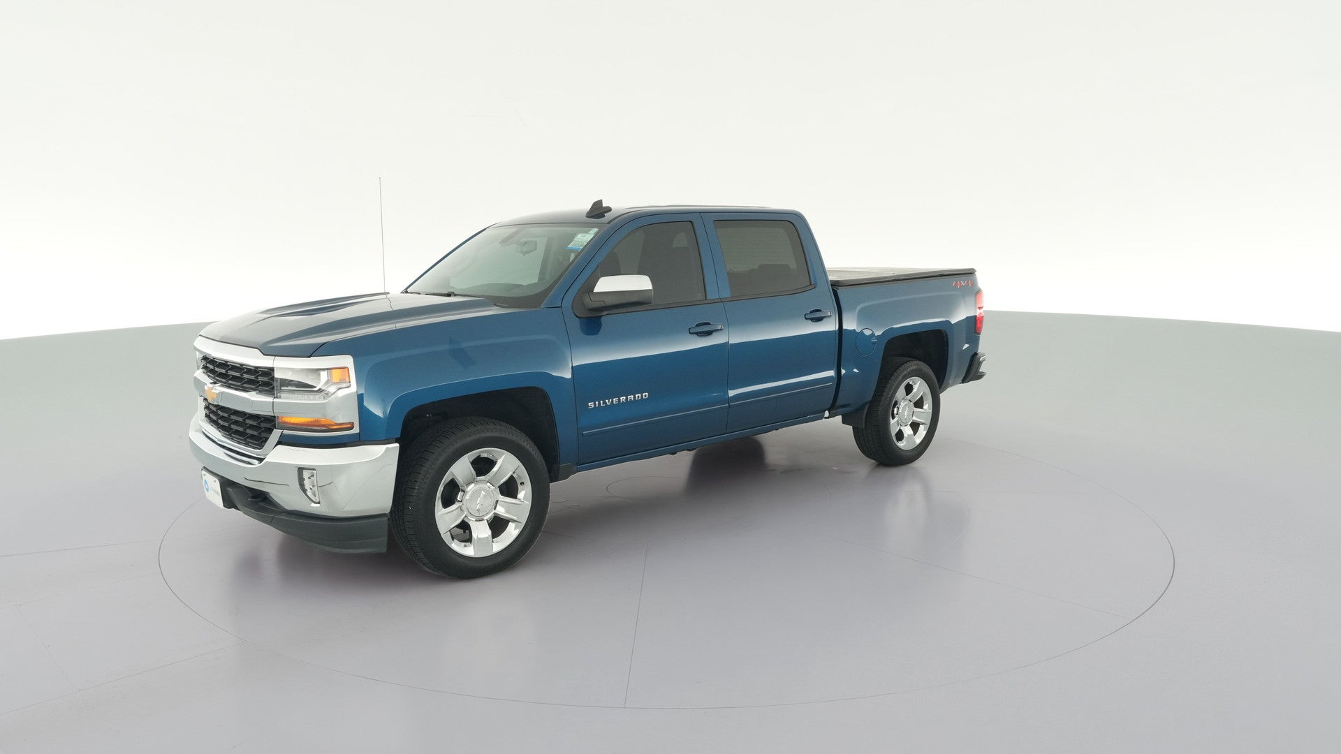 2018 Chevrolet Silverado 1500 Crew Cab vehicle photo