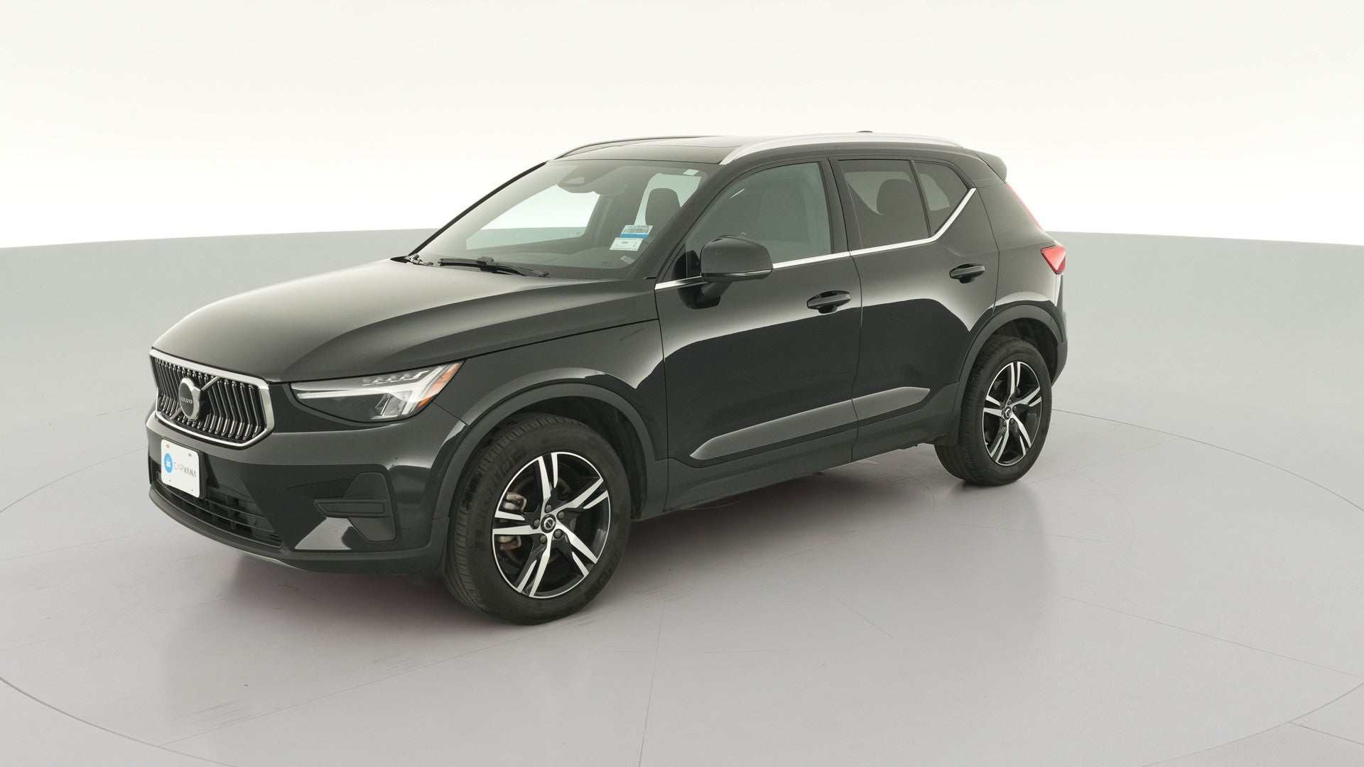 2025 Volvo XC40 vehicle photo