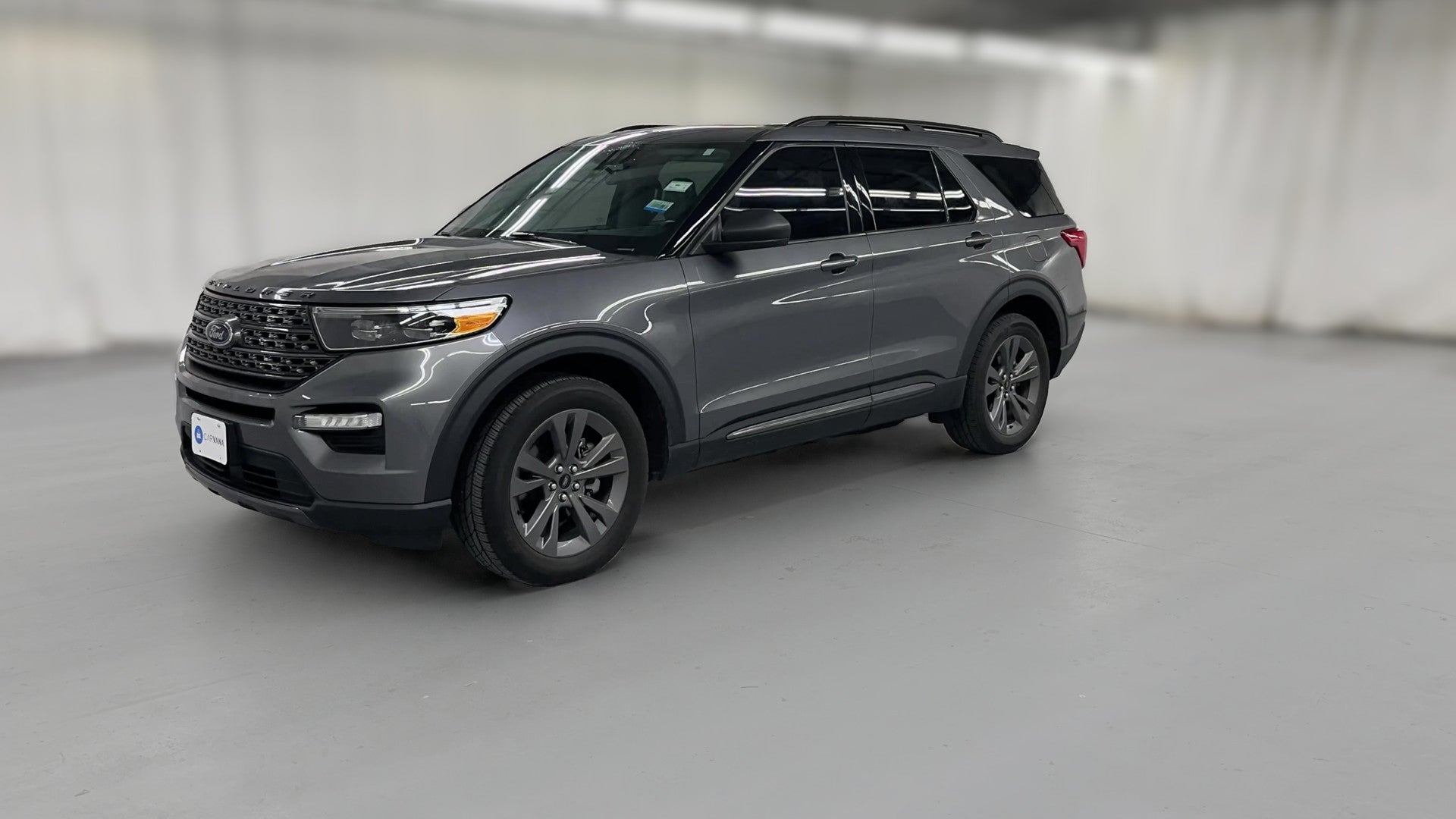 2021 Ford Explorer vehicle photo