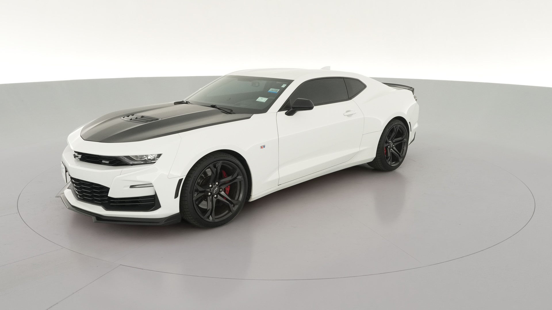 2021 Chevrolet Camaro vehicle photo