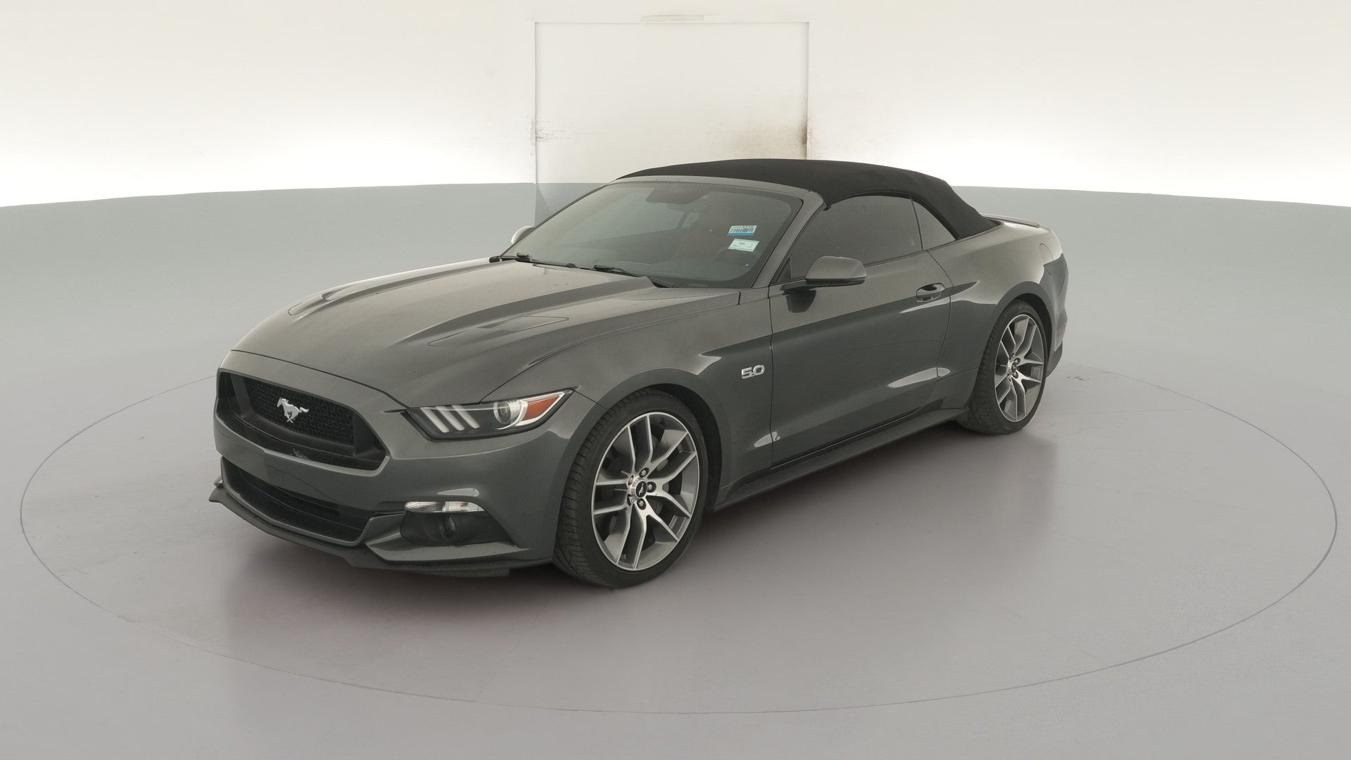 2016 Ford Mustang vehicle photo