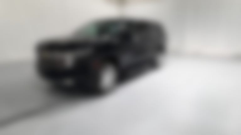 2024 Chevrolet Suburban vehicle photo