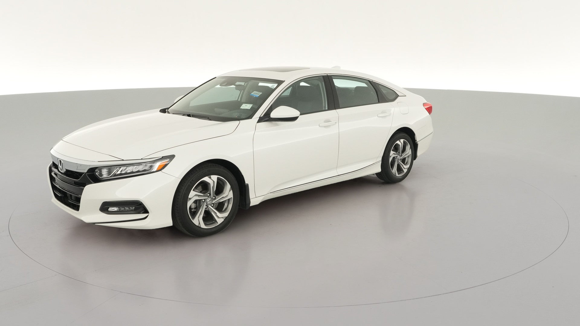 2019 Honda Accord vehicle photo