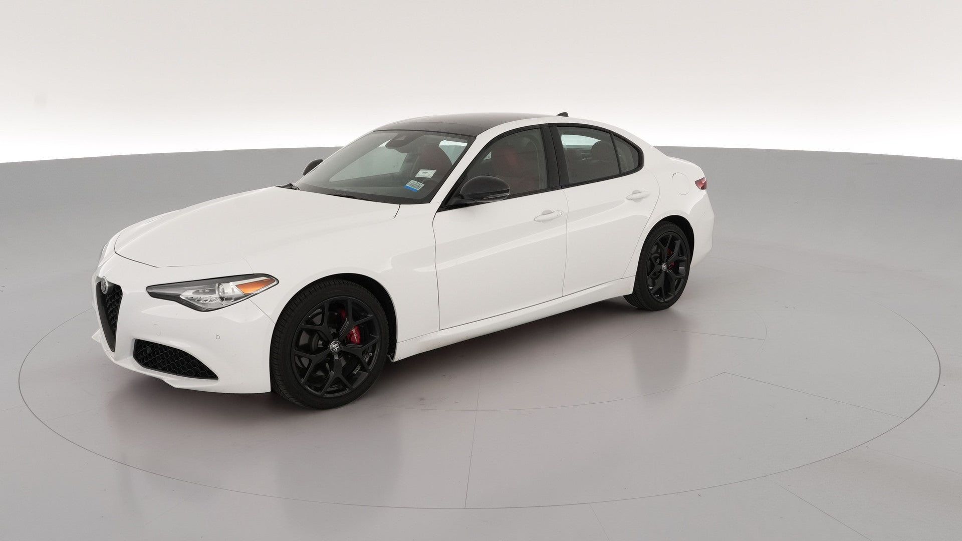 2021 Alfa Romeo Giulia vehicle photo