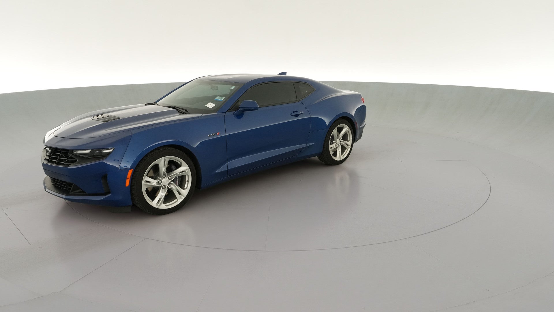 2021 Chevrolet Camaro vehicle photo