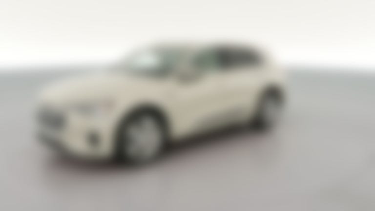 2019 Audi e-tron vehicle photo