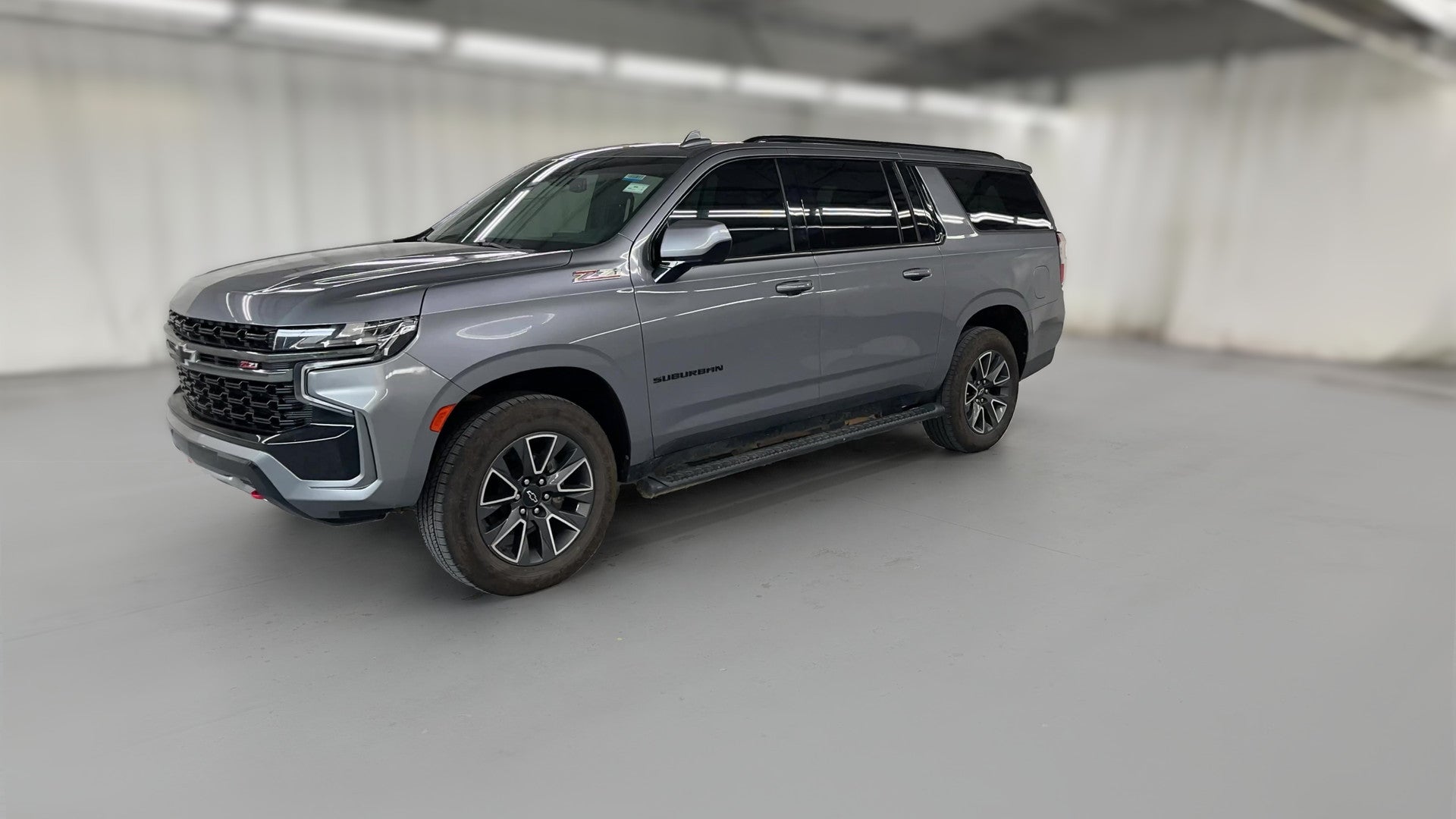 2021 Chevrolet Suburban vehicle photo