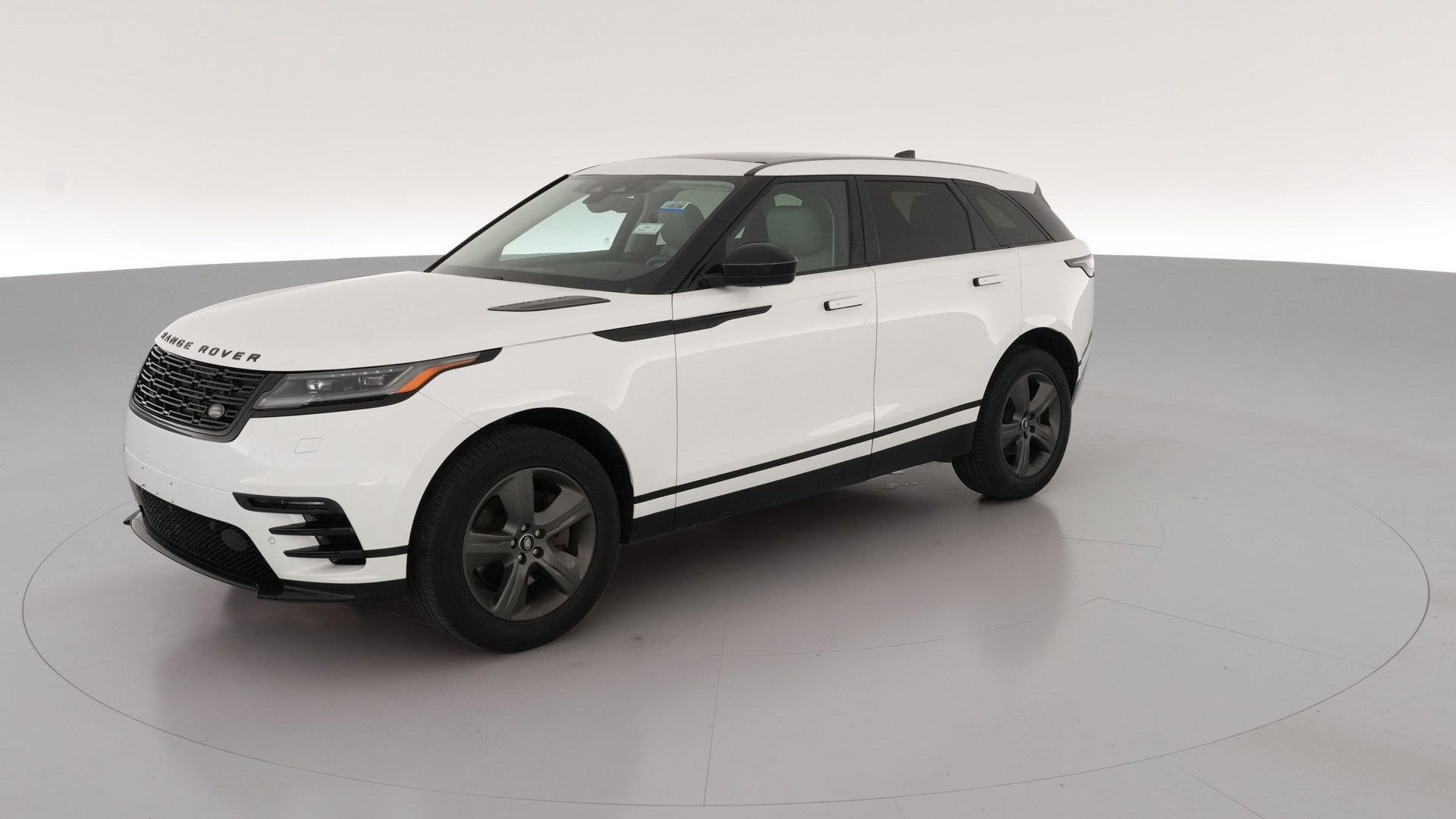 2025 Land Rover Range Rover Velar vehicle photo