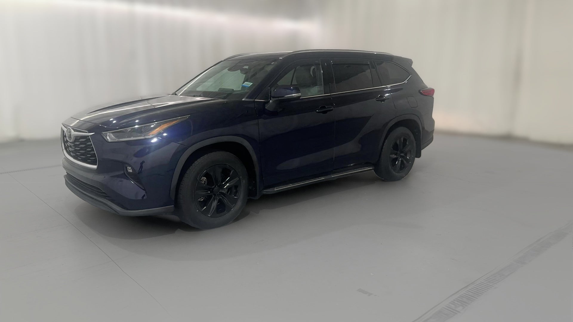 2021 Toyota Highlander vehicle photo