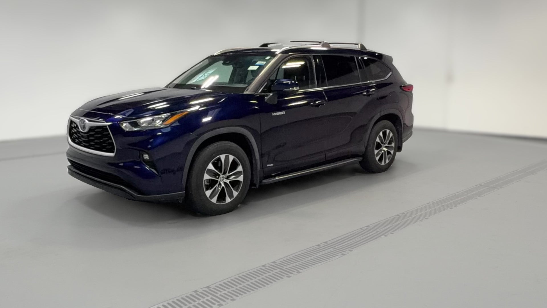 2020 Toyota Highlander Hybrid vehicle photo