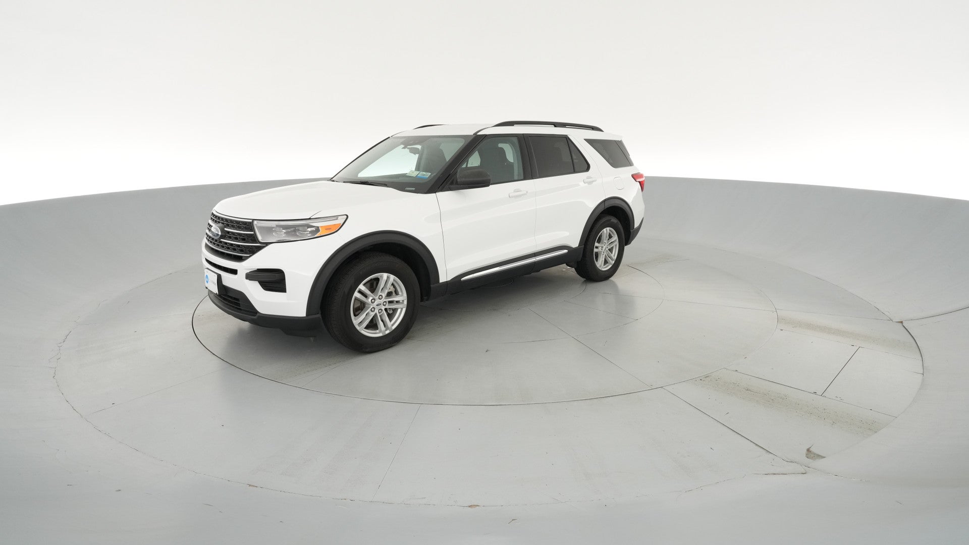 2023 Ford Explorer vehicle photo
