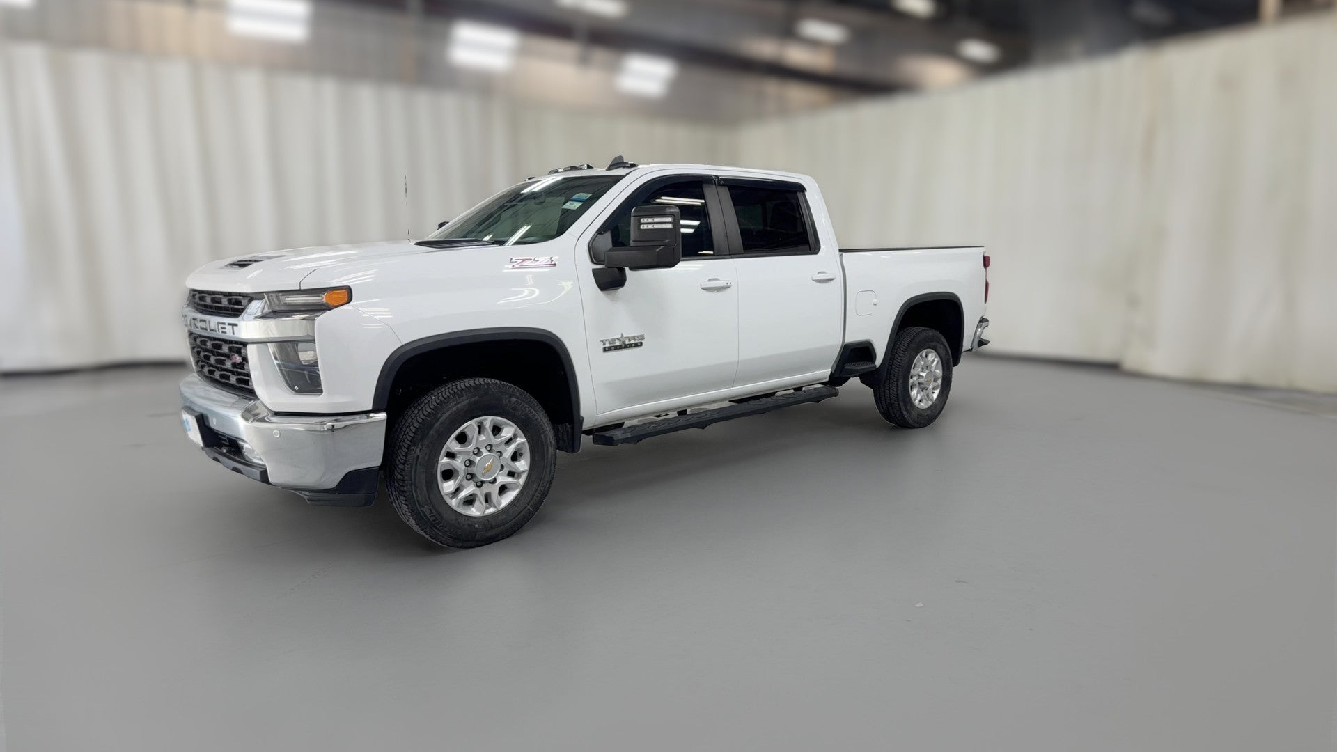 2022 Chevrolet Silverado 2500 HD Crew Cab vehicle photo