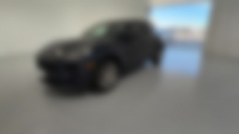 2019 Porsche Macan vehicle photo