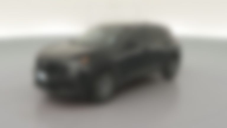 2025 Nissan Kicks vehicle photo