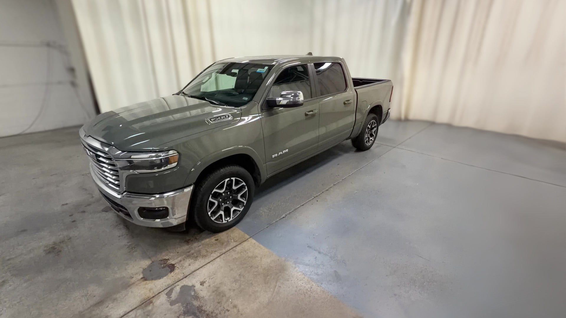 2026 Ram 1500 Crew Cab vehicle photo