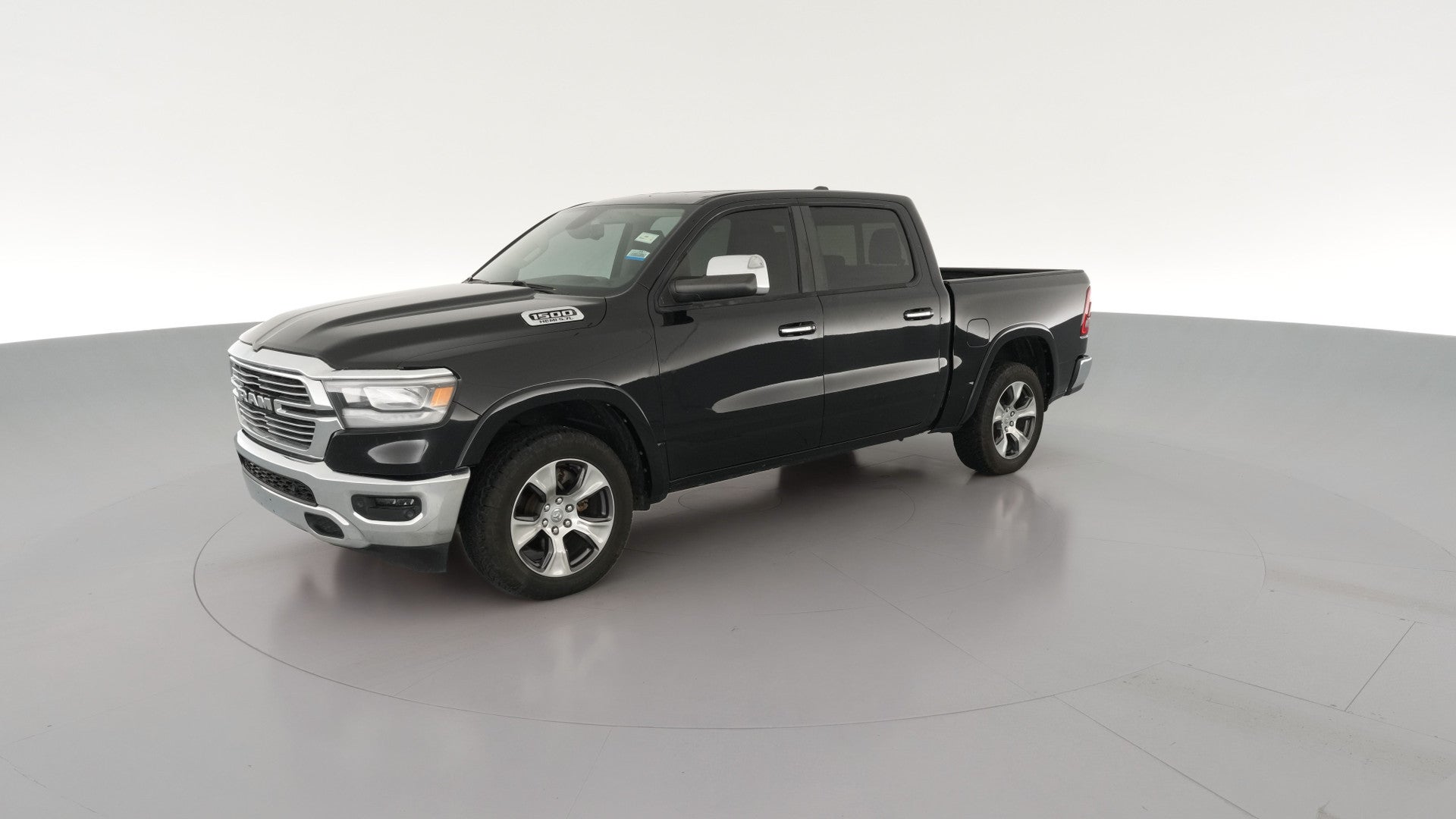 2019 Ram 1500 Crew Cab vehicle photo