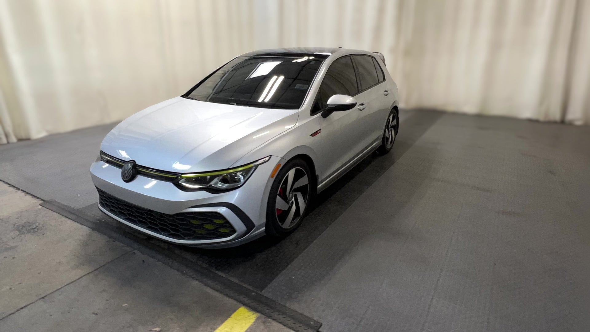 2022 Volkswagen Golf GTI vehicle photo