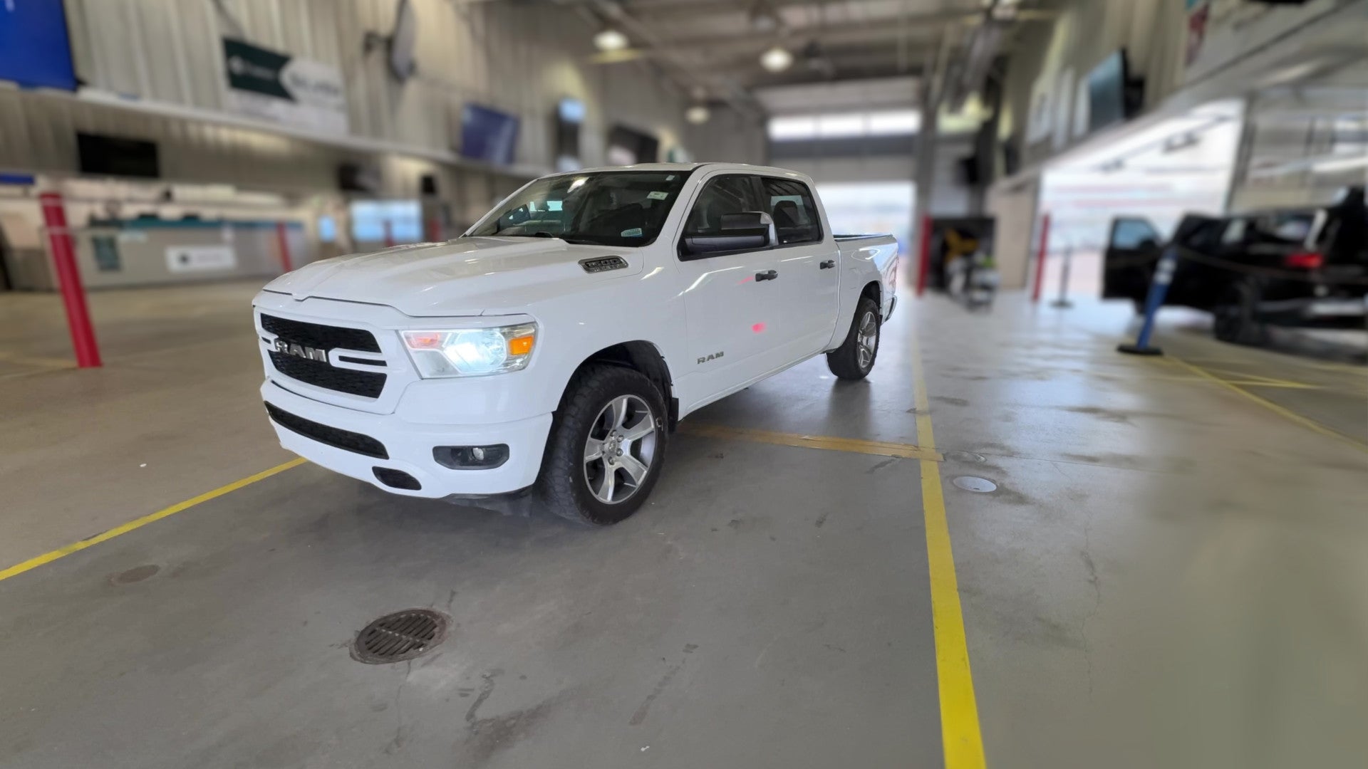 2020 Ram 1500 Crew Cab vehicle photo
