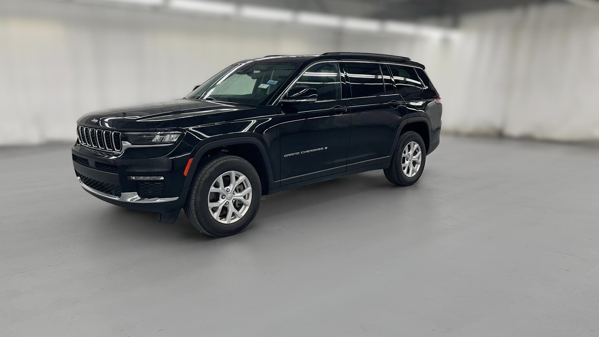 2023 Jeep Grand Cherokee L vehicle photo