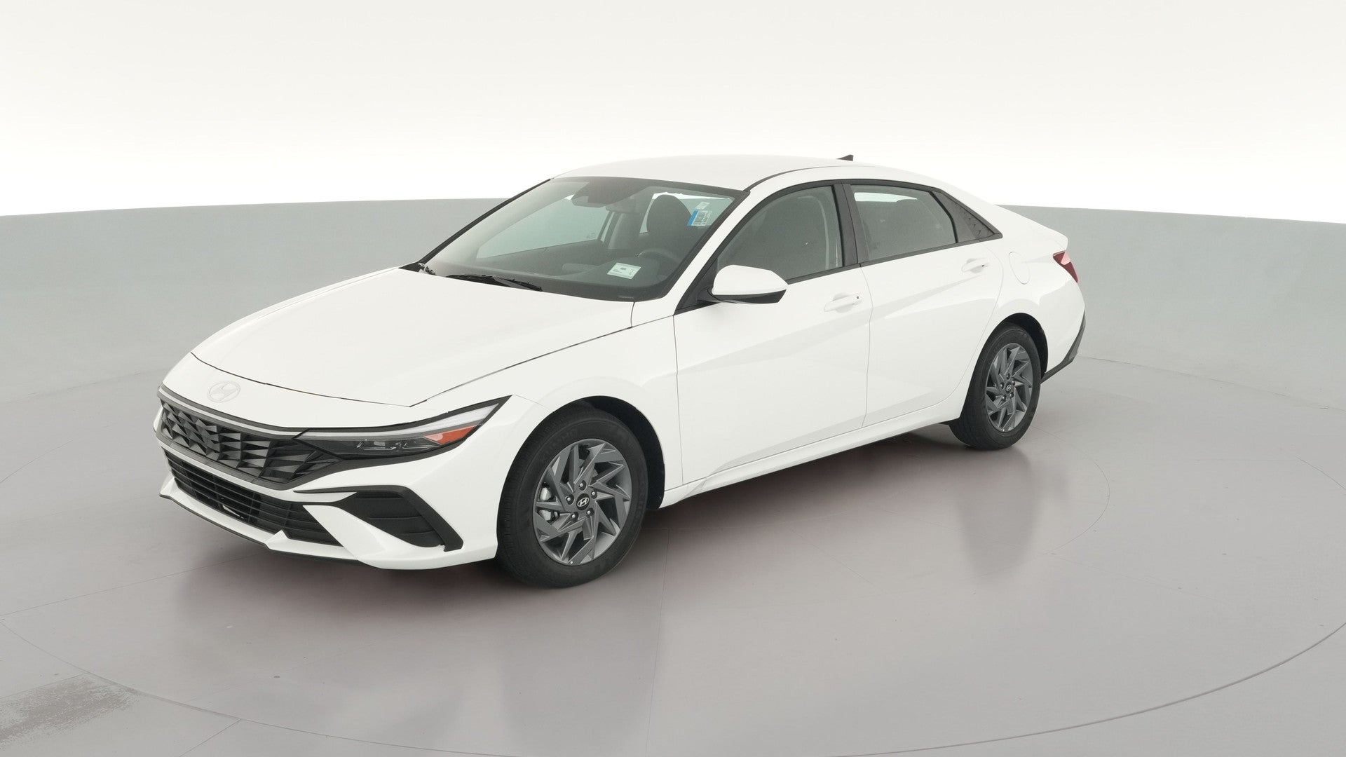 2026 Hyundai Elantra Hybrid vehicle photo