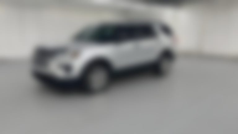 2018 Ford Explorer vehicle photo