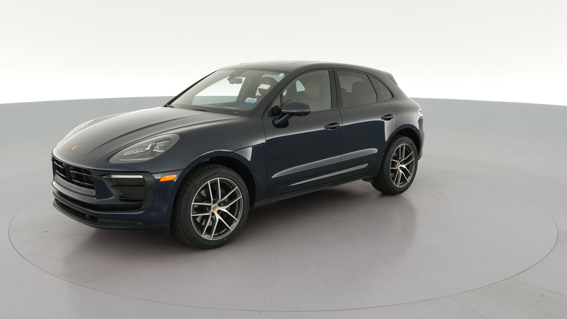 2023 Porsche Macan vehicle photo