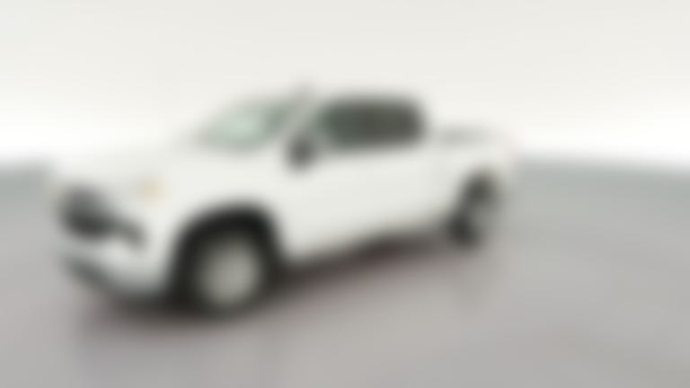 2025 Chevrolet Silverado 1500 Crew Cab vehicle photo