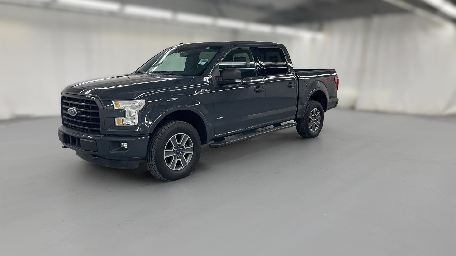 2016 Ford F150 SuperCrew Cab vehicle photo