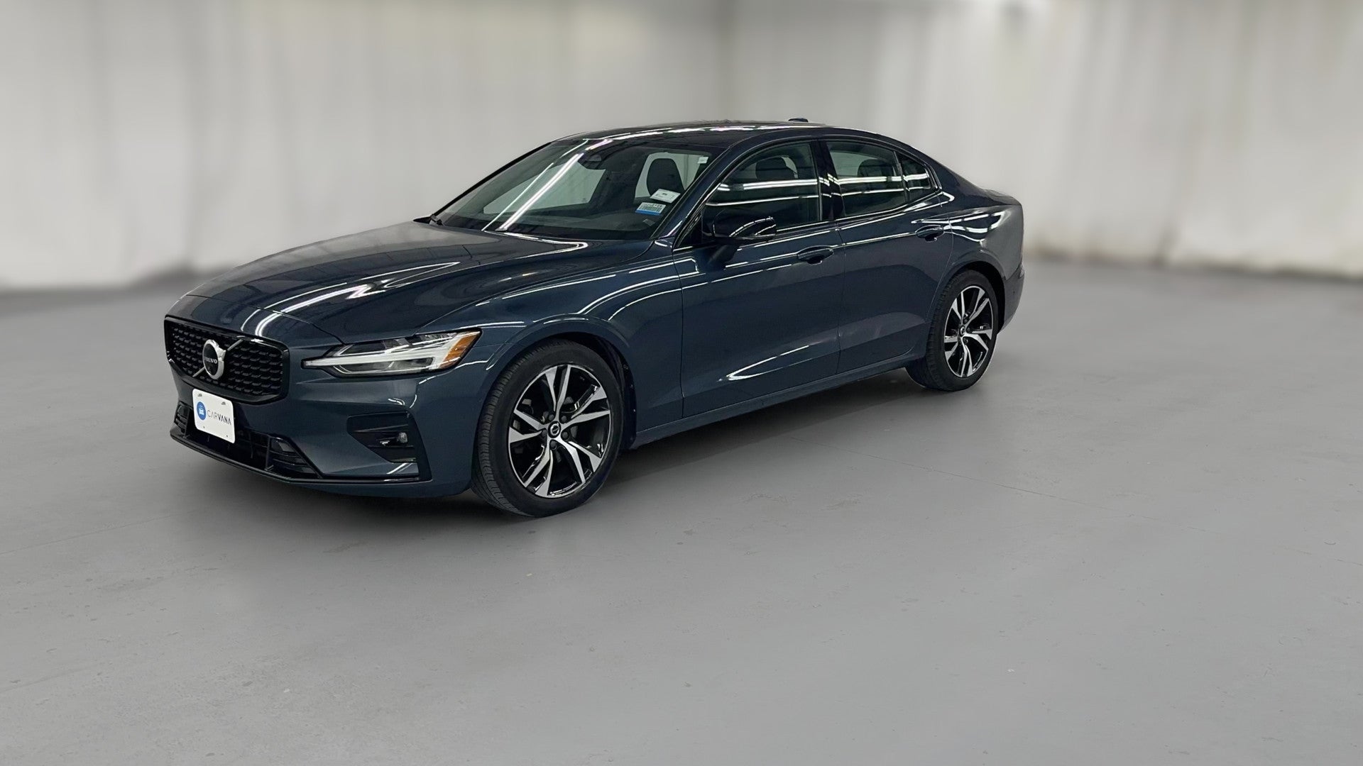 2024 Volvo S60 vehicle photo