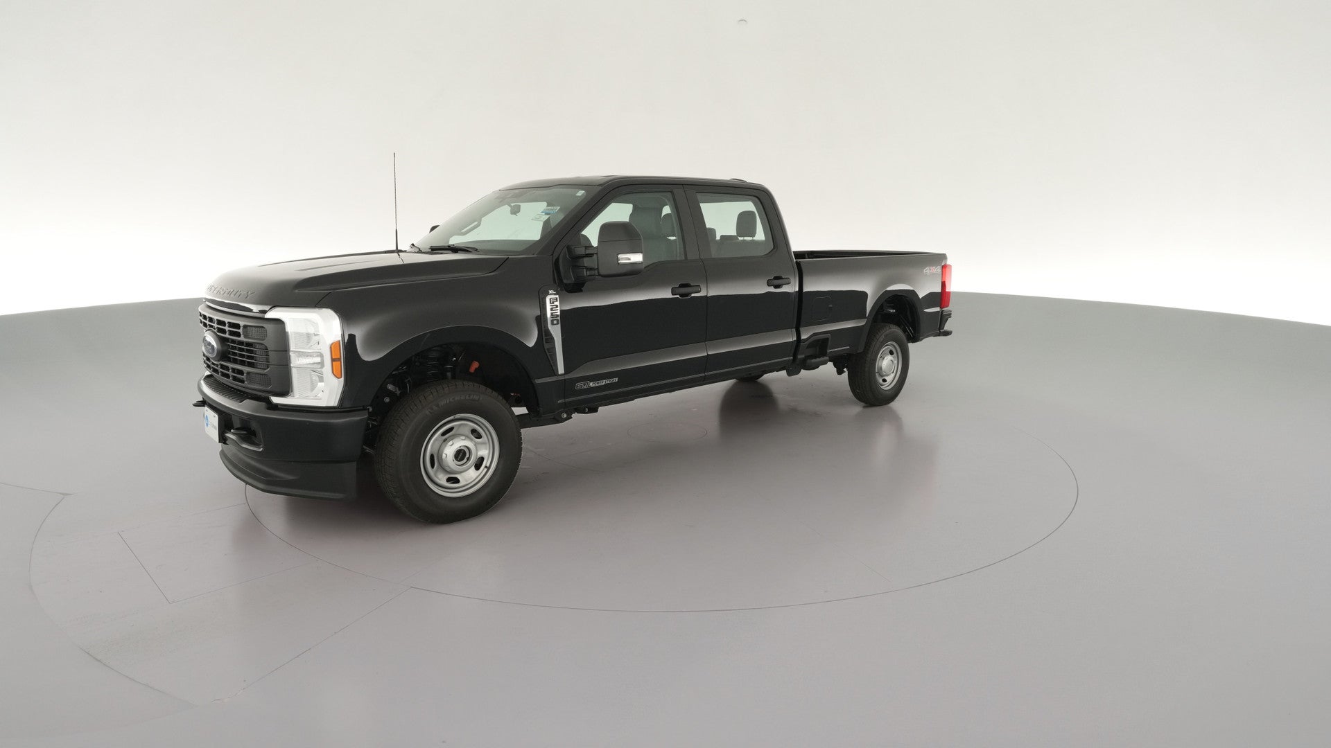 2025 Ford F250 Super Duty Crew Cab vehicle photo