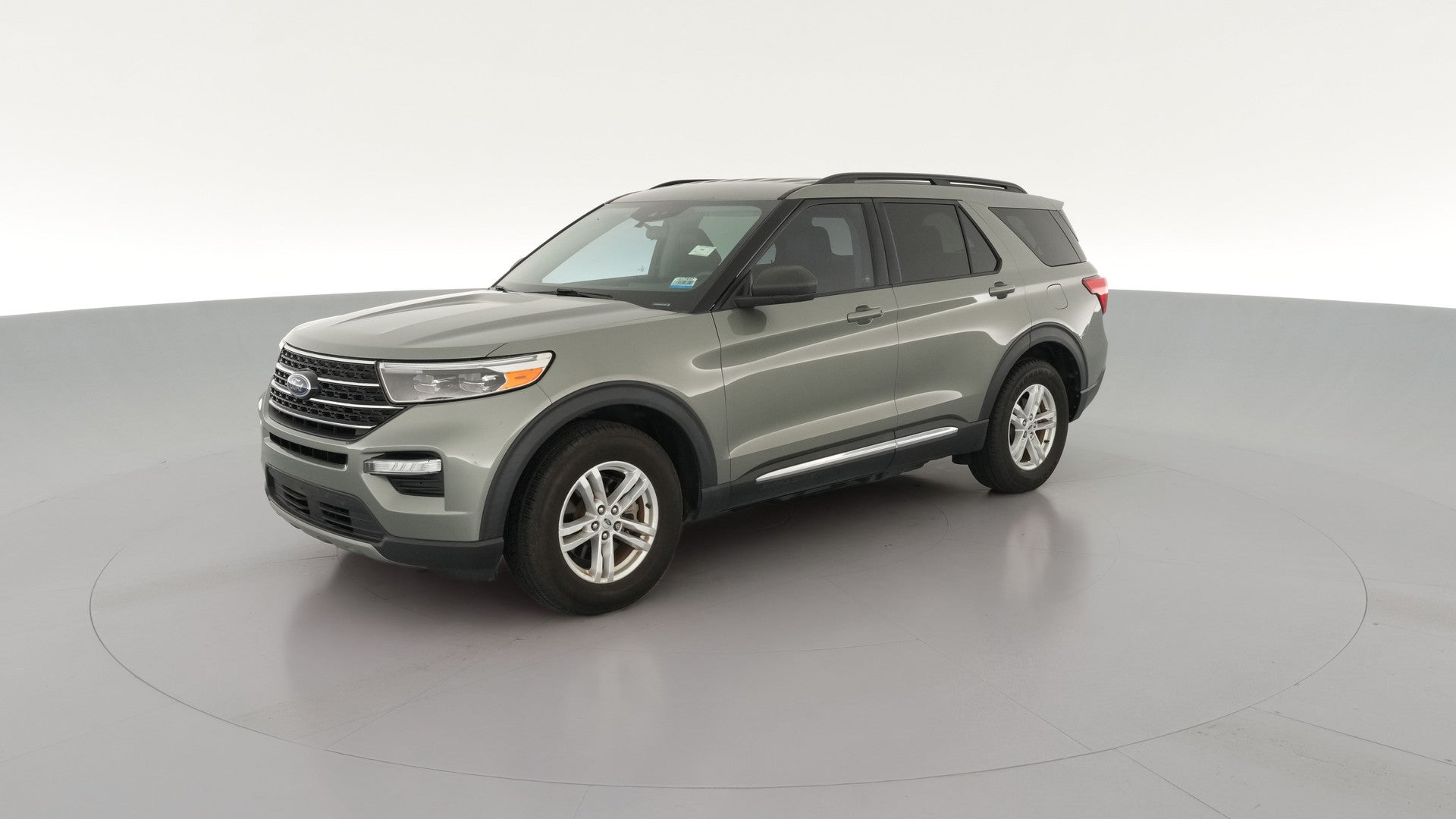 2020 Ford Explorer vehicle photo