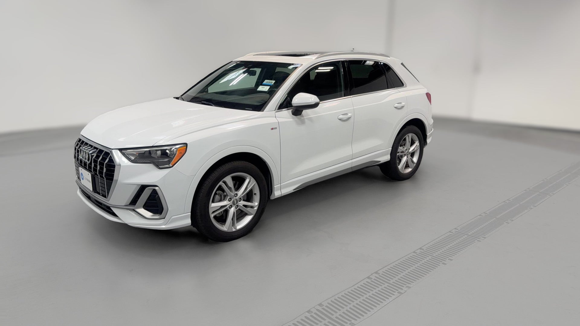 2020 Audi Q3 vehicle photo