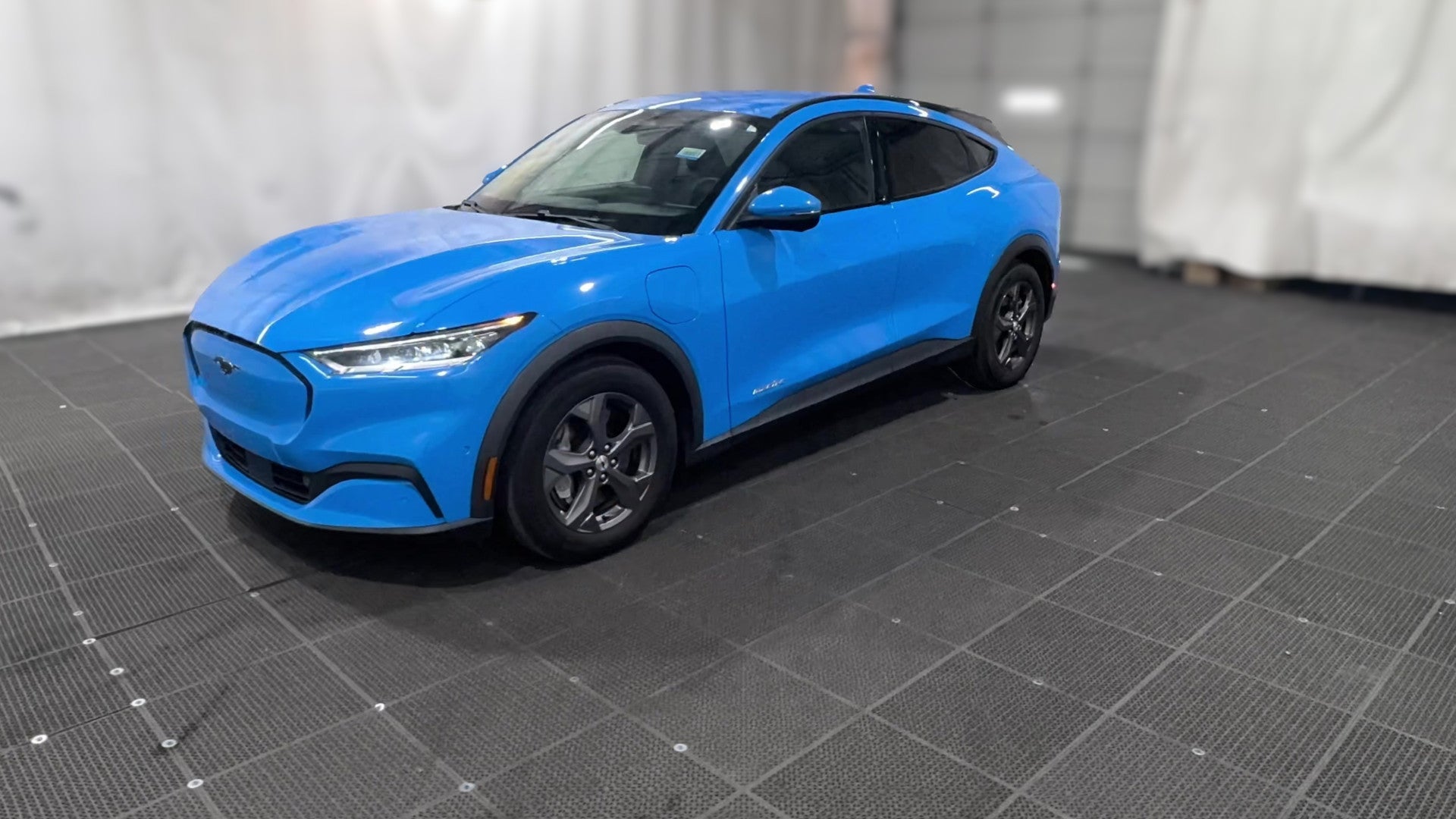 2022 Ford Mustang MACH-E vehicle photo