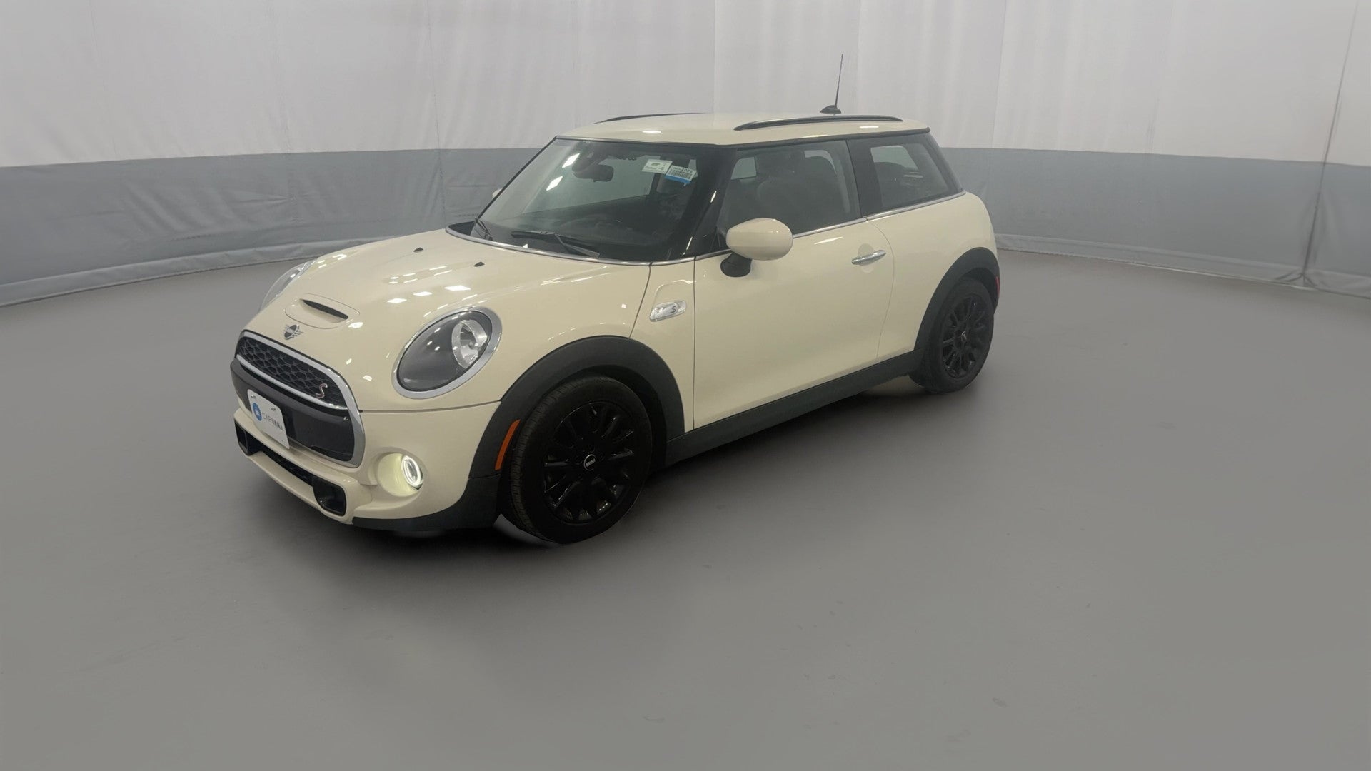 2020 MINI Hardtop 2 Door vehicle photo