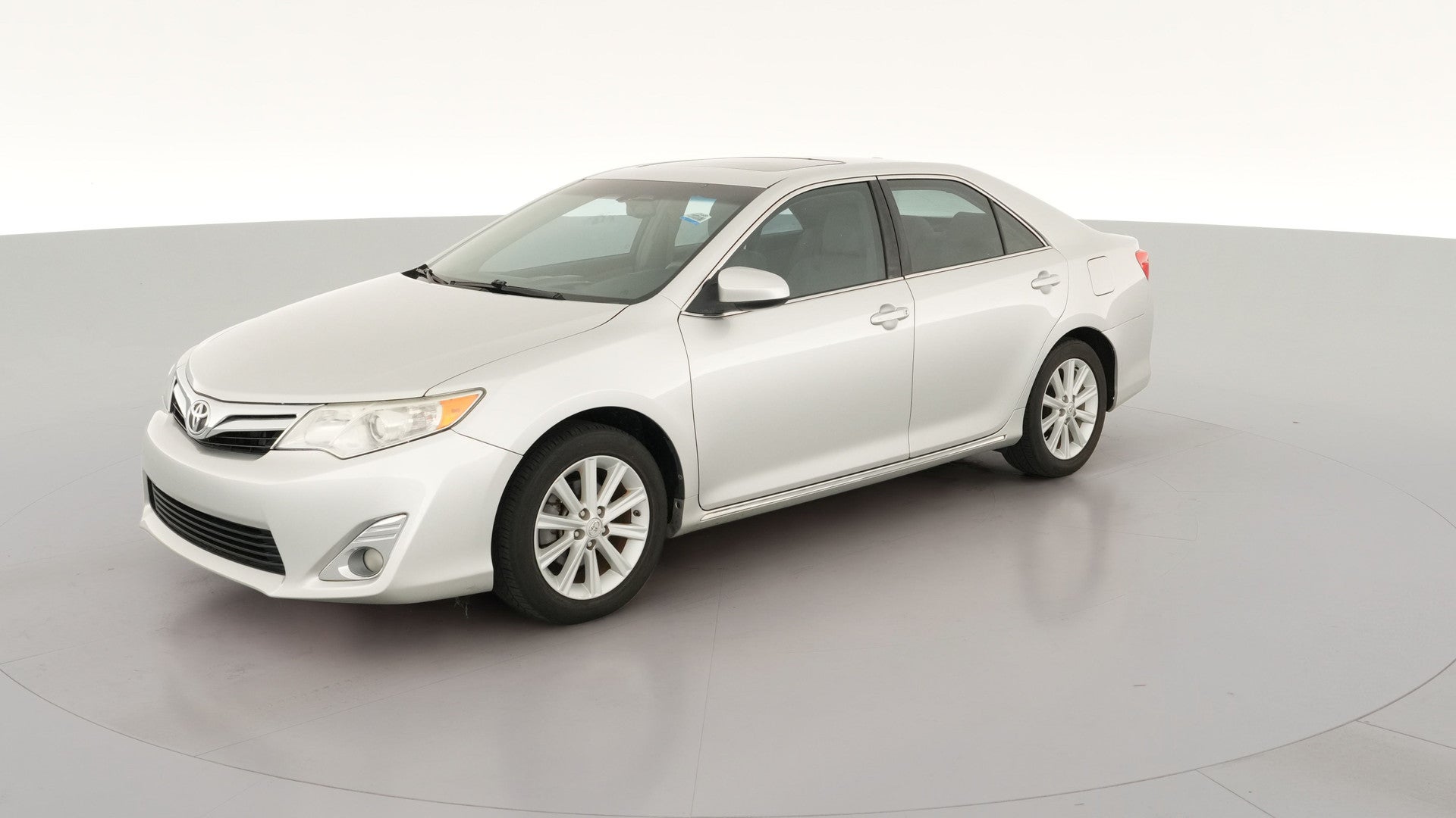 2012 Toyota Camry vehicle photo
